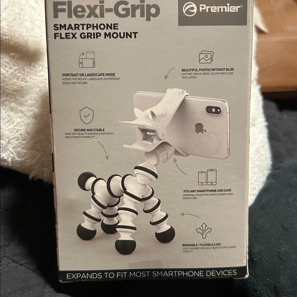 Premier Flexi-Grip Smartphone Mount - Black and White